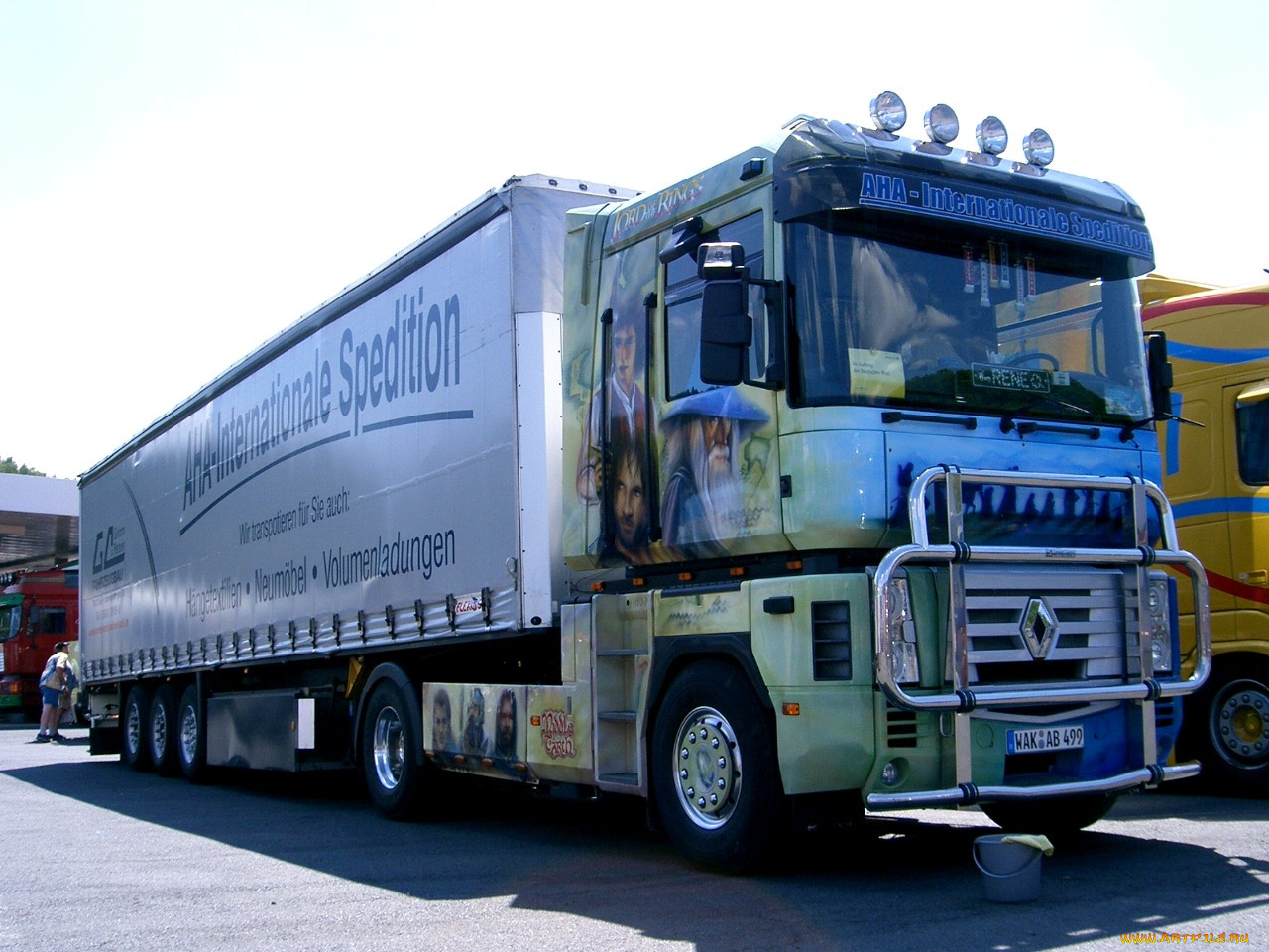 , renault, trucks